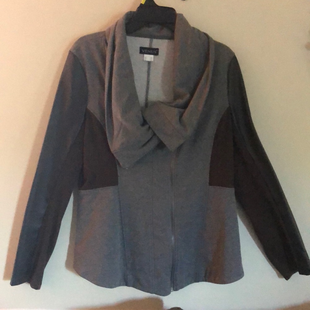 Jacket - Picture 2 of 4